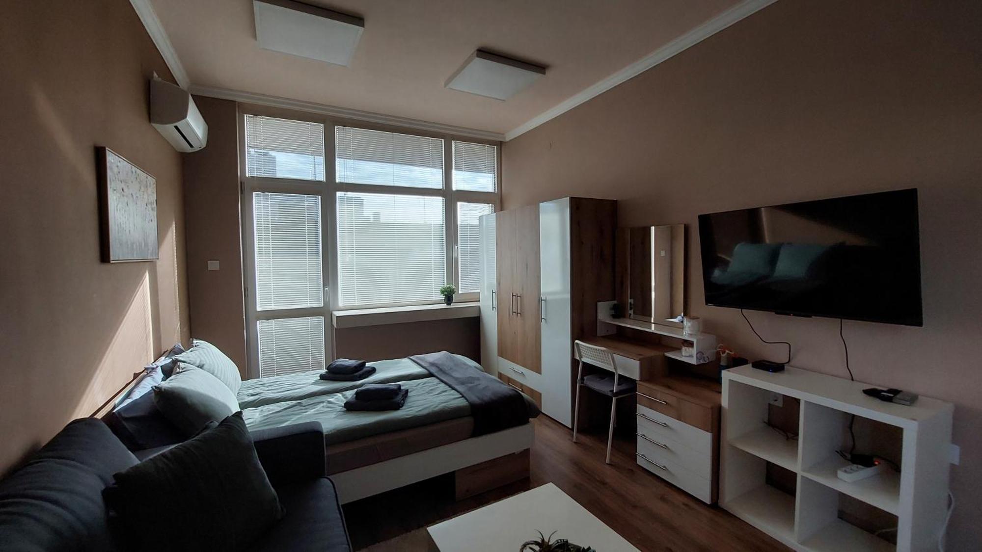 Уютен Апартамент В Център Бургас Exterior foto